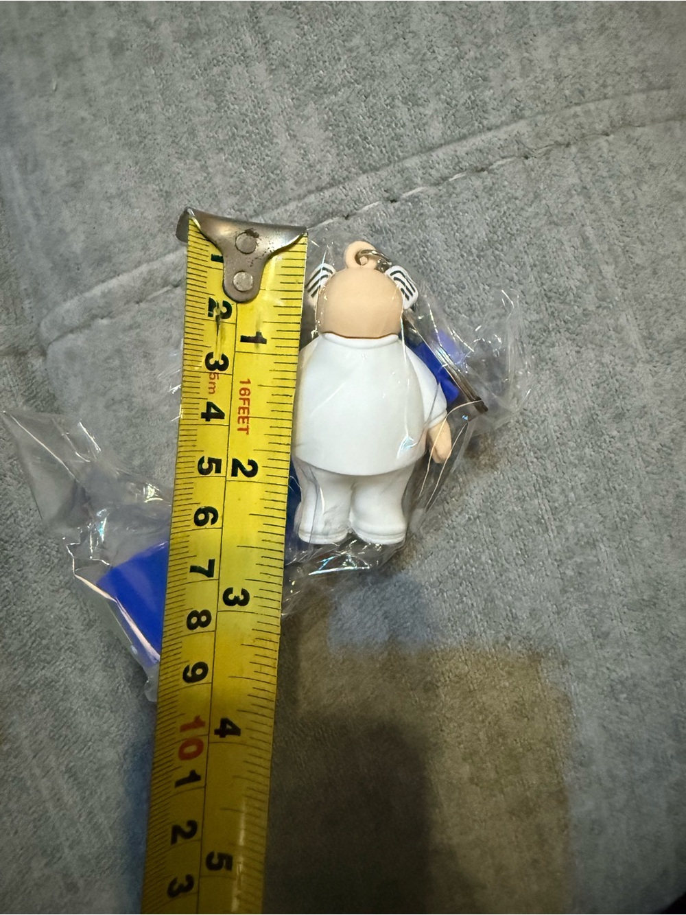 Colorful Cartoon Character Keychain Set - Picture 3 of 4